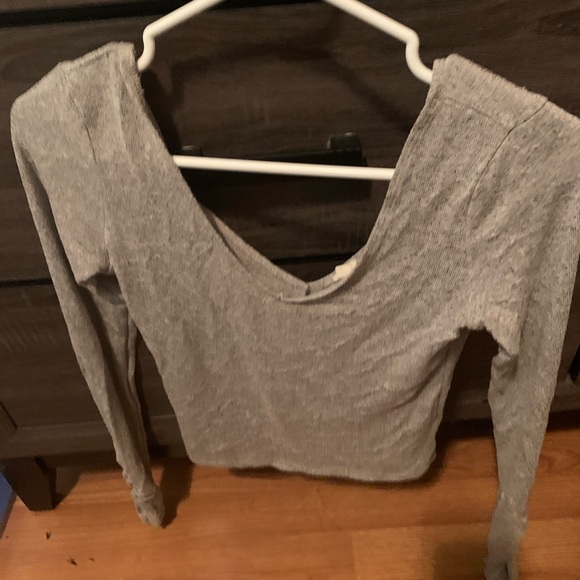 V neck long sleeve - Picture 1 of 1